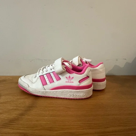 Adidas Original Forum Lows - Picture 2 of 5